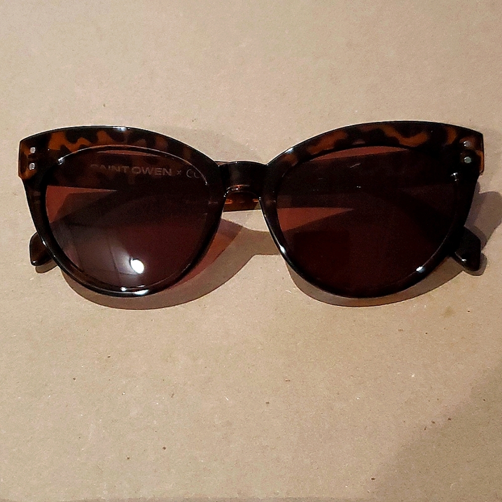 Saint Owen + Curatuer "WYLDE" Tortoise Sunnies